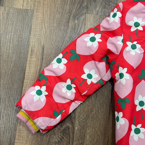 Mini Boden girls' sherpa-lined coat with a Pink Strawberry print size 4-5yr - Picture 13 of 16